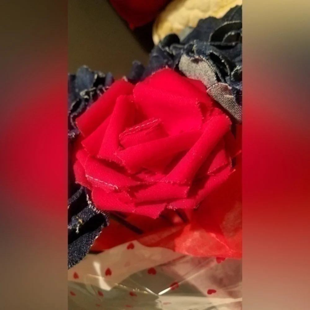 Tasty Raw Edge Denim Forever Red Roses